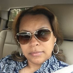 Meet your Posher, Latonya