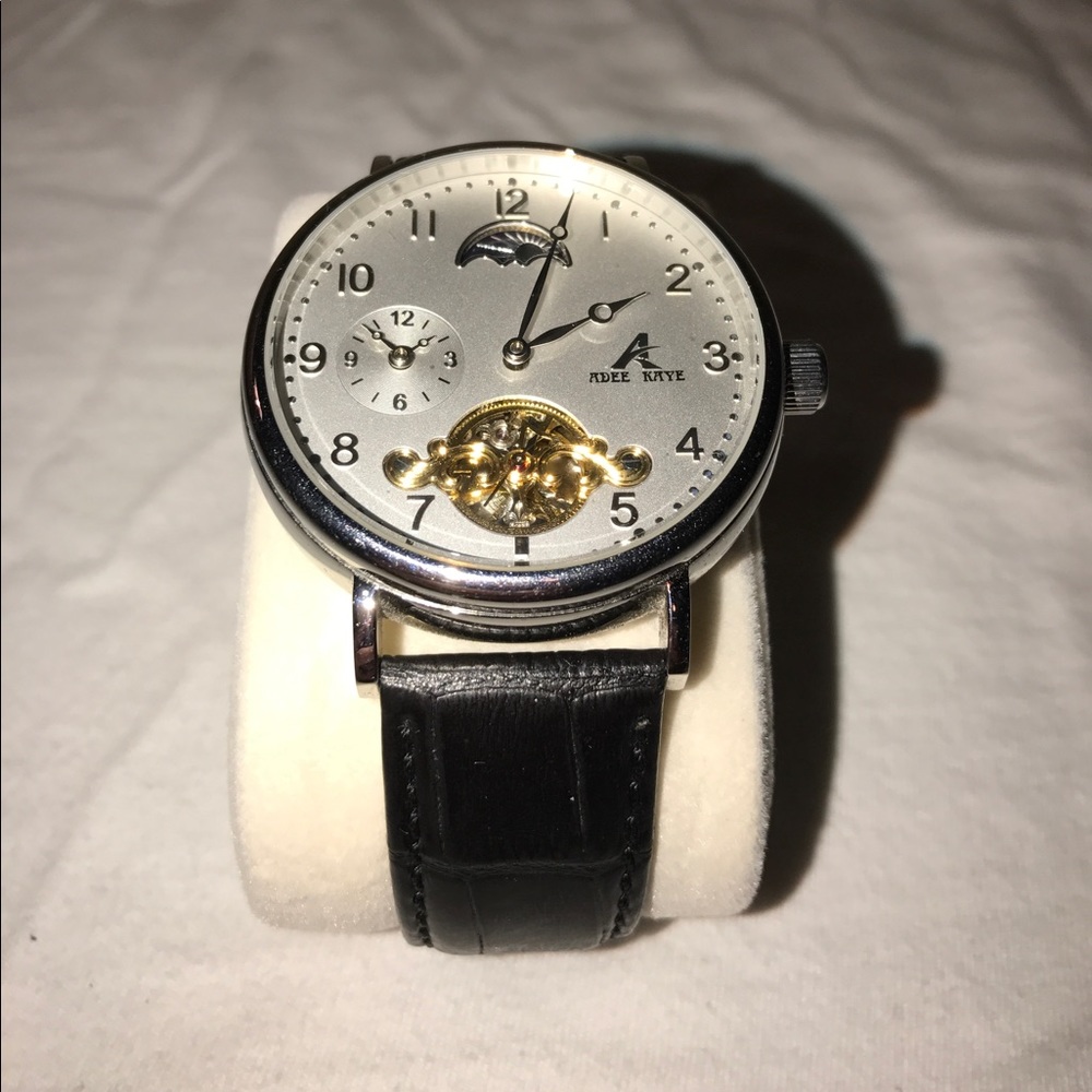 Adee Kaye men watch