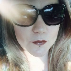 Meet your Posher, Shawna