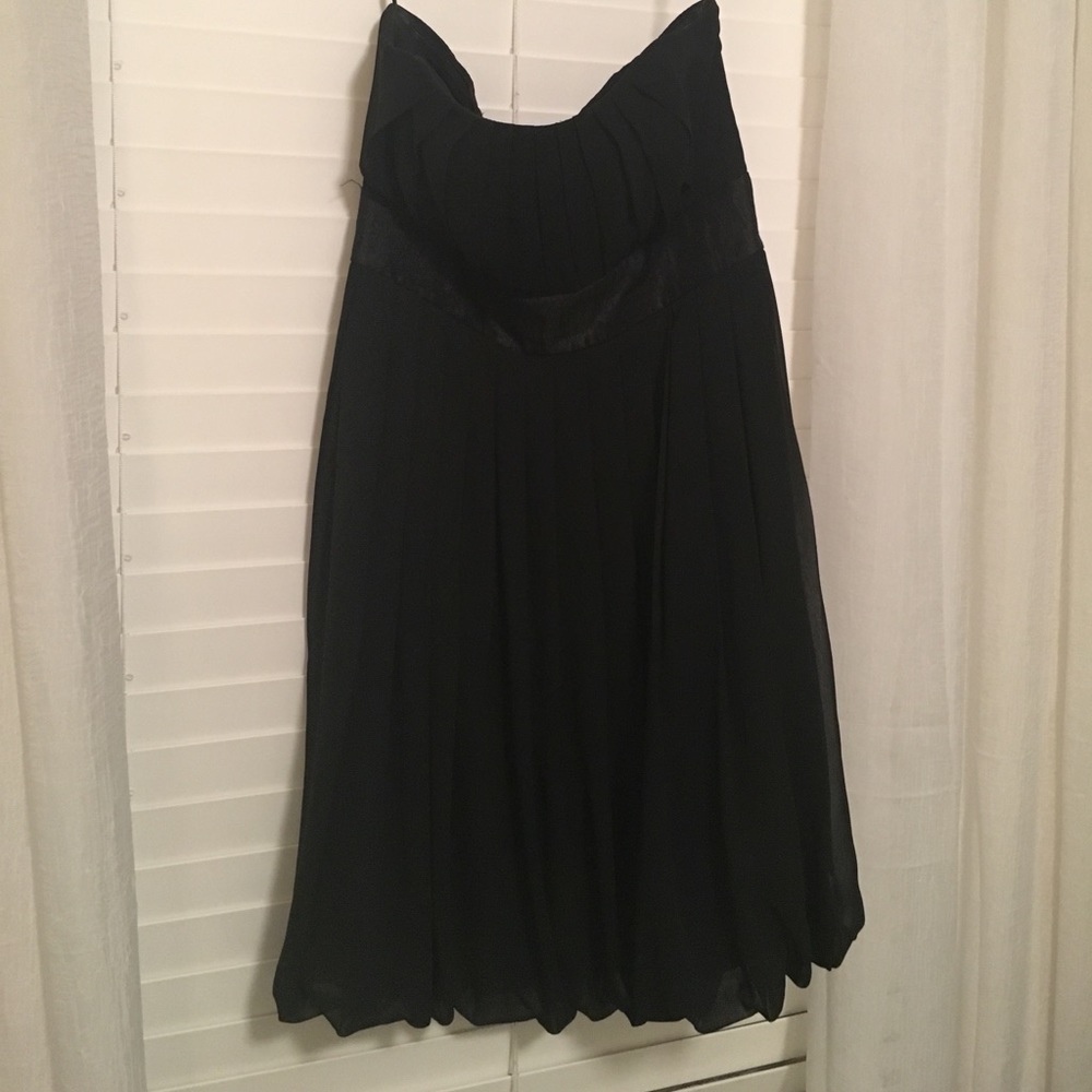 LBD White House Black Market