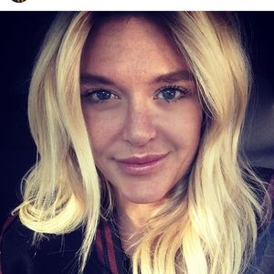 Meet your Posher, Brittney