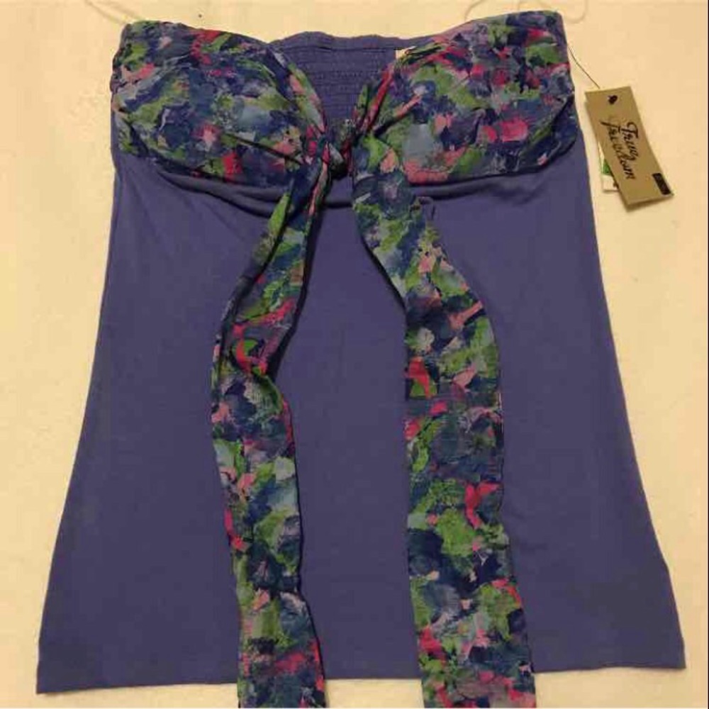 ❌SOLD❌ True Freedom Juniors Tube Top Size Large