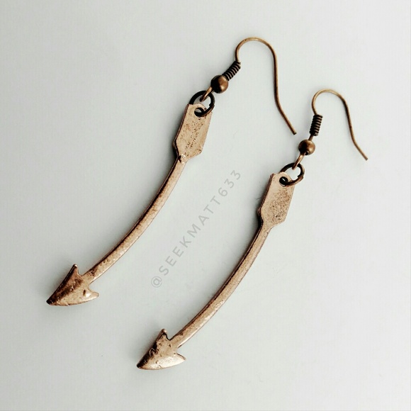 Long Curved Arrow Earrings - Picture 3 of 4