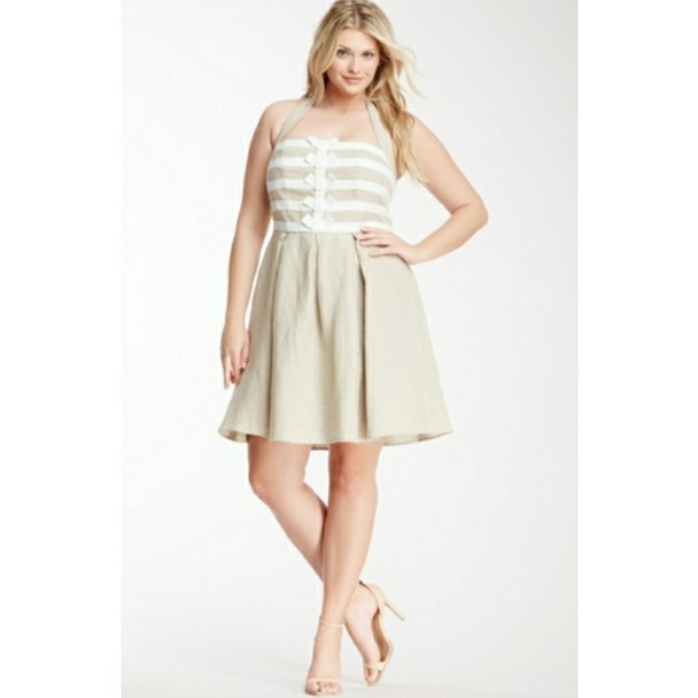 🌞GORGEOUS JESSICA SIMPSON HALTER SUN DRESS🌞