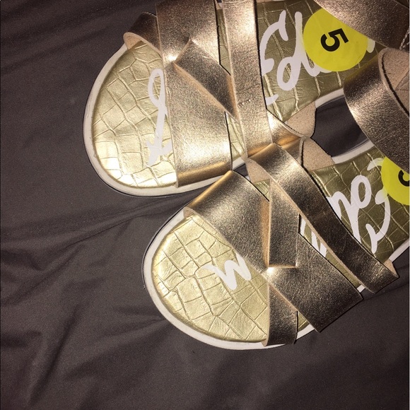 Girls Sam Edelman Gold Sandals - Picture 5 of 5