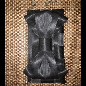 Harveys Original Seatbelt Bag Bow Clutch