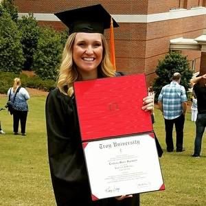 Meet your Posher, Lindsey