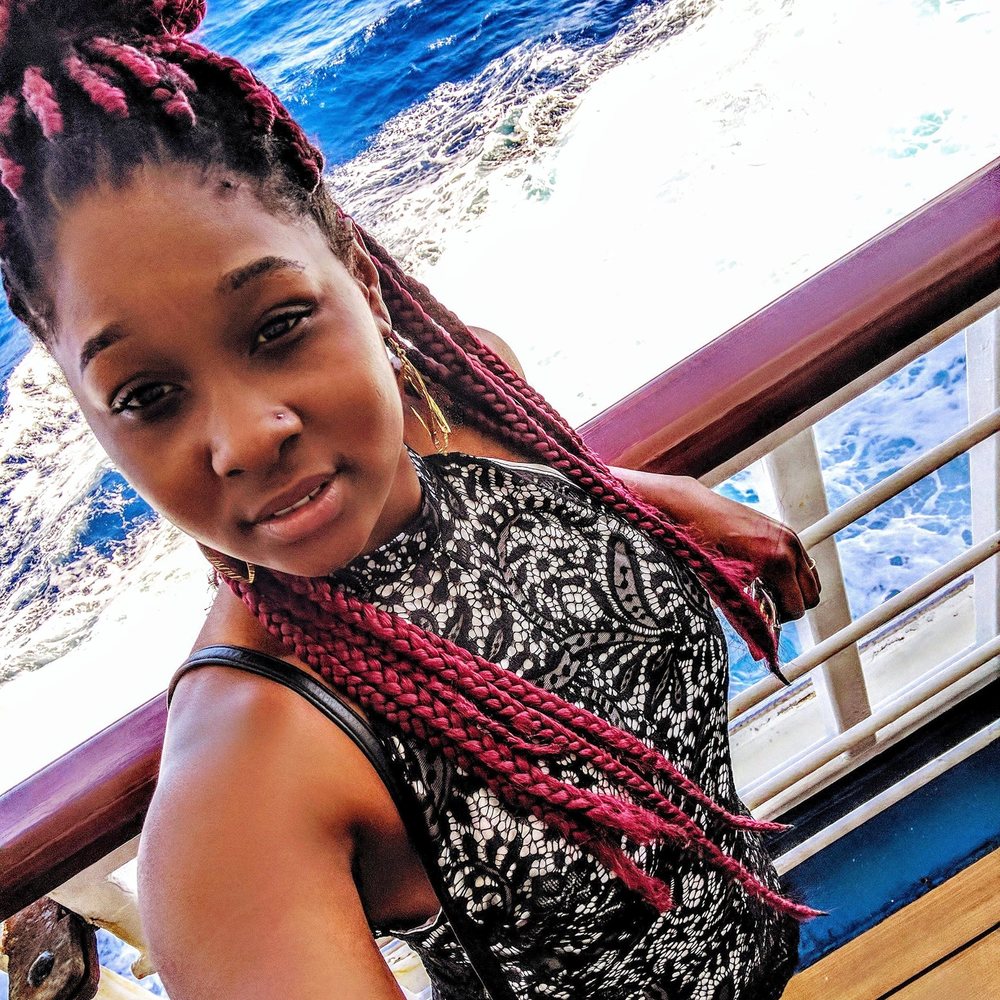 Meet your Posher, Camelia