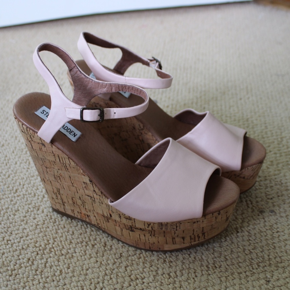 Steve Madden Wedges Cork and Light pink leather 9