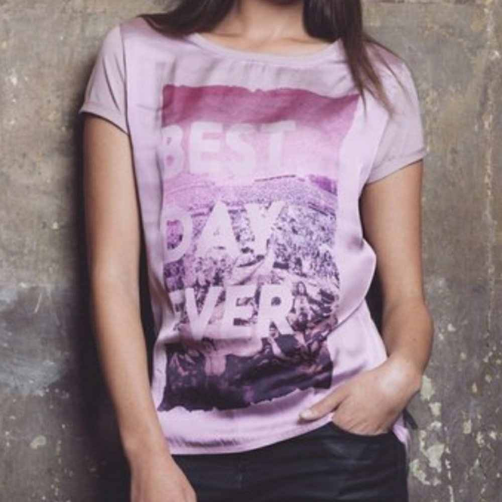 Tomorrowland Festival Best Day Ever Tee Small NWT