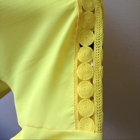 3x left FLASH SALE Plus size nwot YELLOW TUNIC - Picture 5 of 5