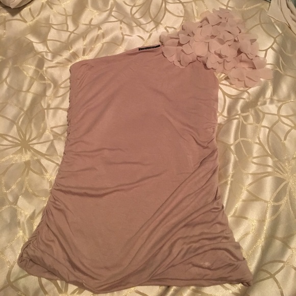 Nude one shoulder top - Picture 1 of 3