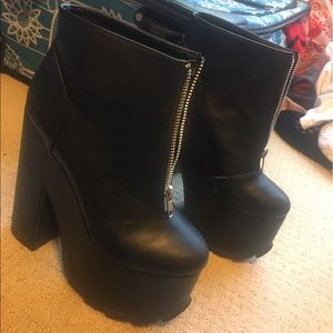 YRU nightmare boots