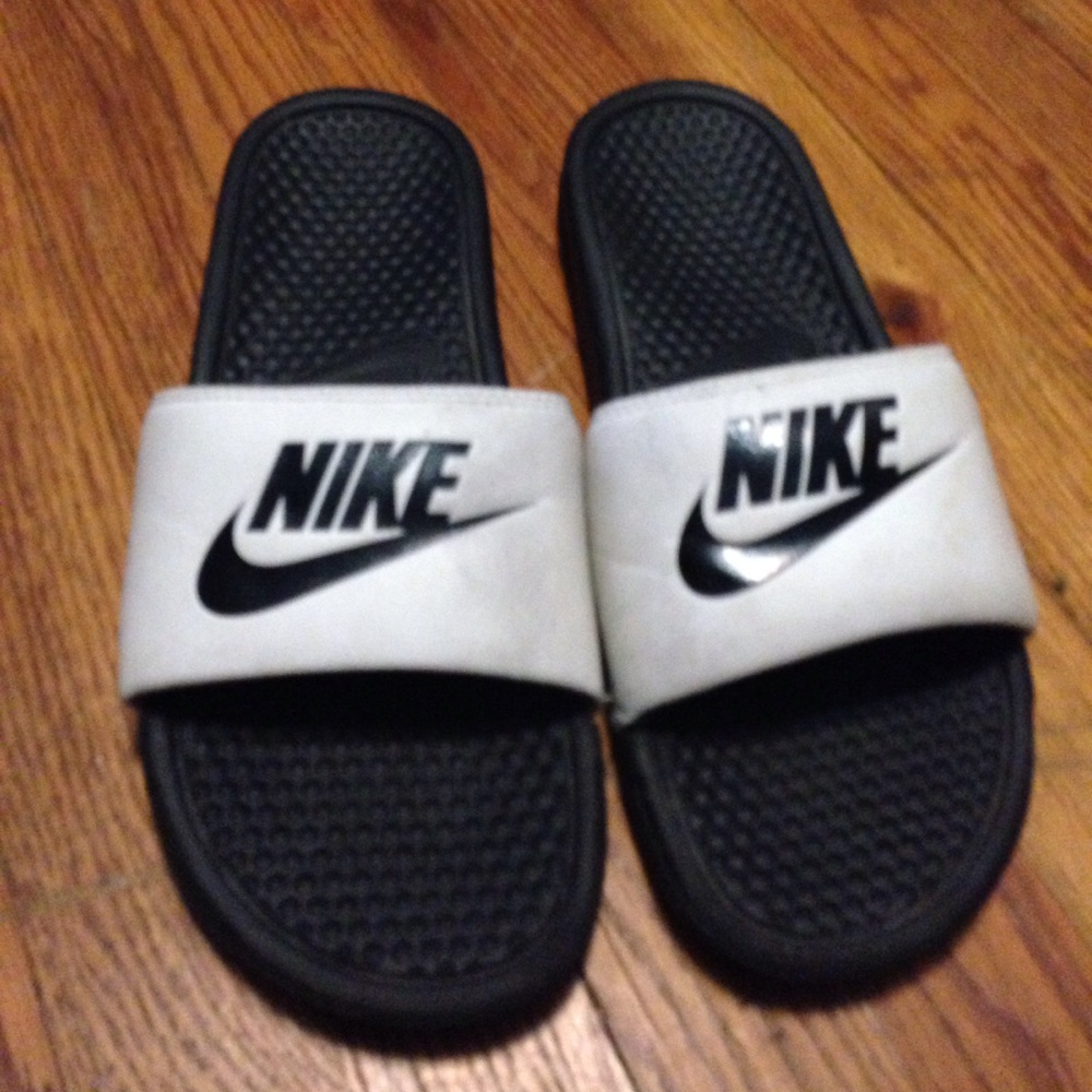 Nike slides