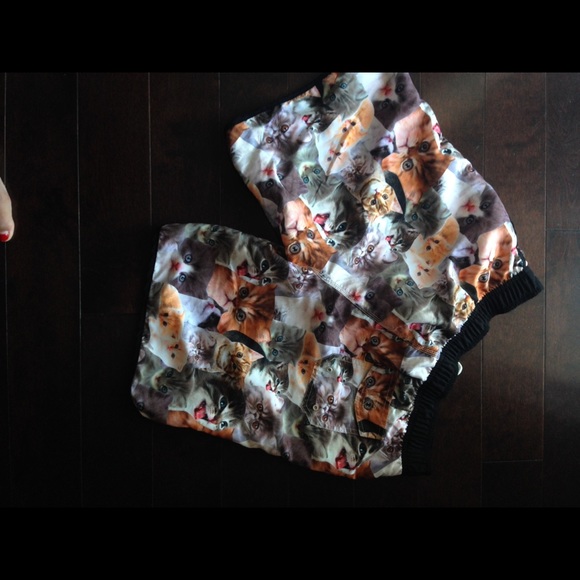 Men’s Cat Board shorts 🐱 - Picture 2 of 7