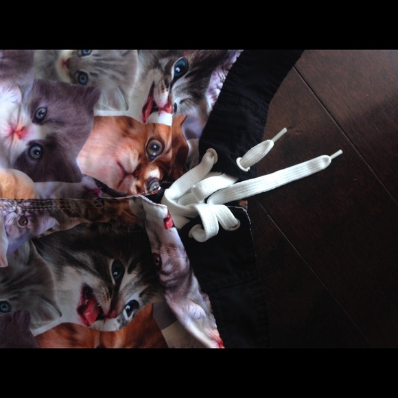Men’s Cat Board shorts 🐱 - Picture 3 of 7