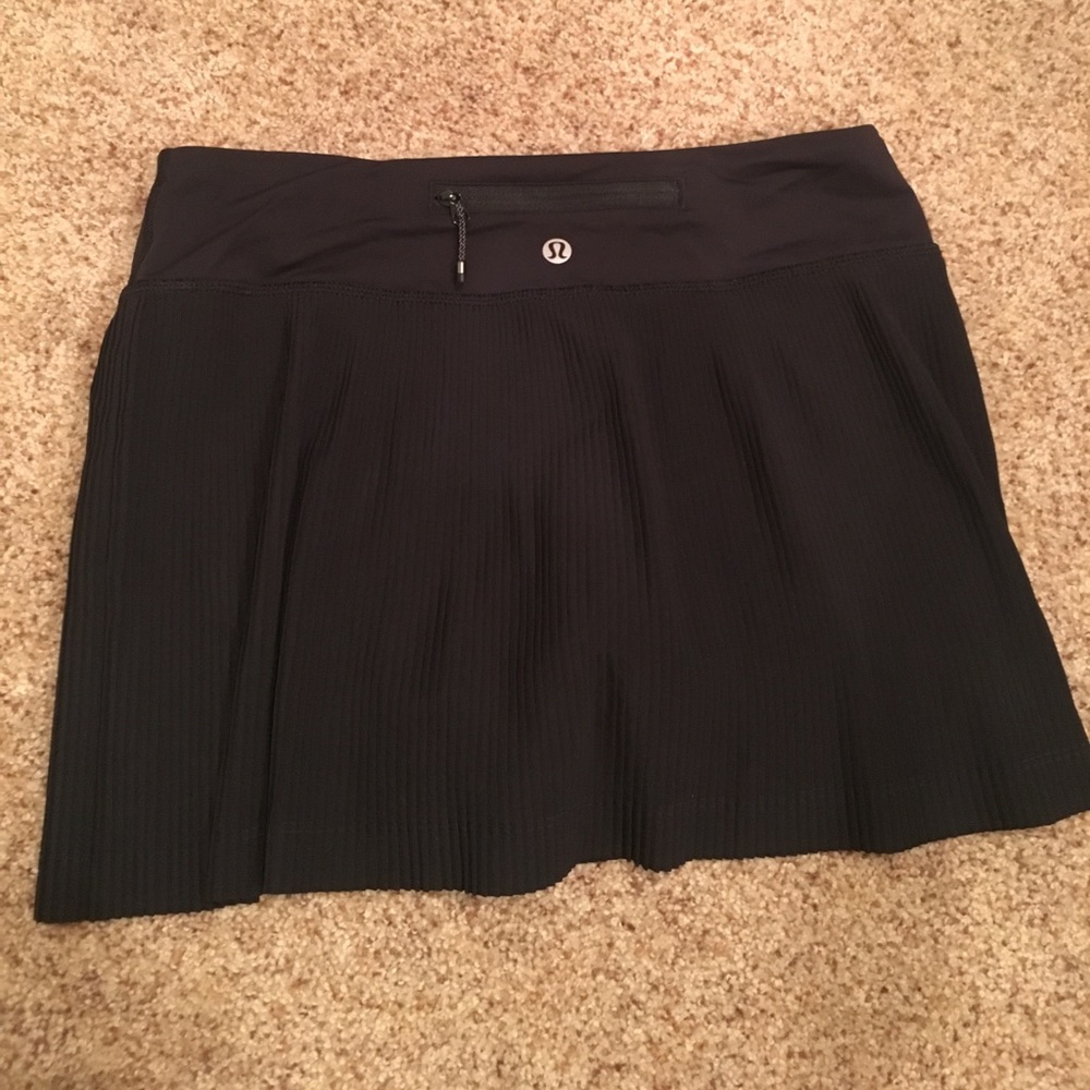 Lulu lemon pleated tennis skirt