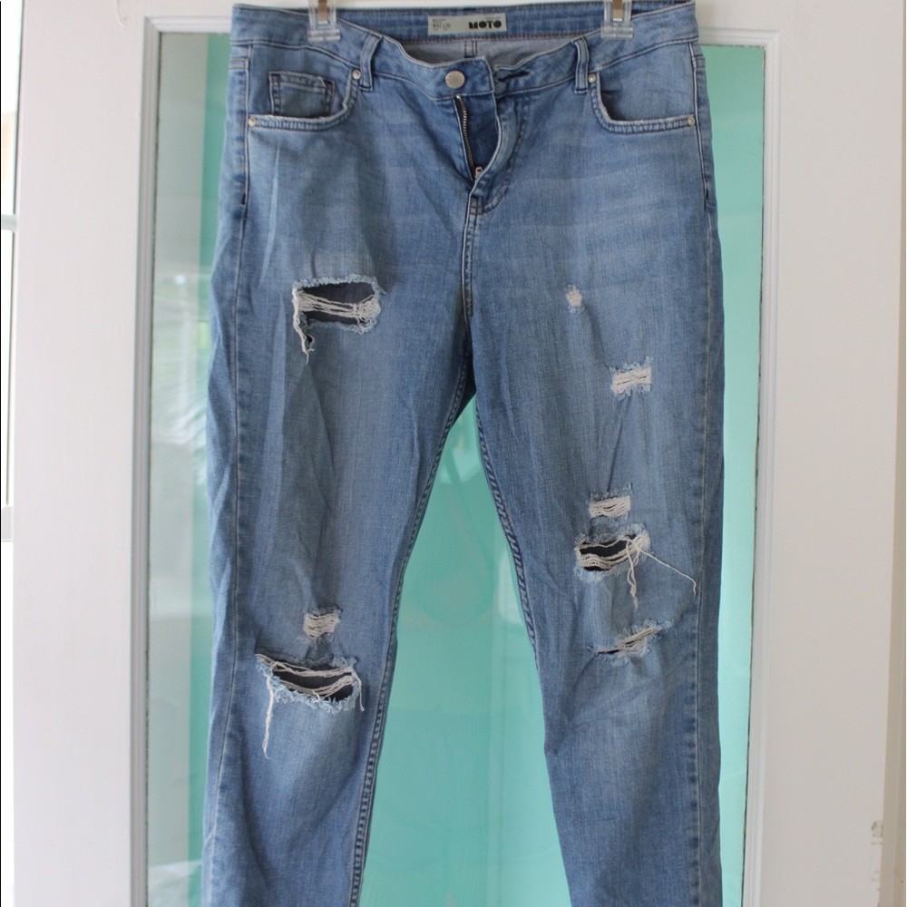 Topshop Moto distressed blue jeans size 32/30