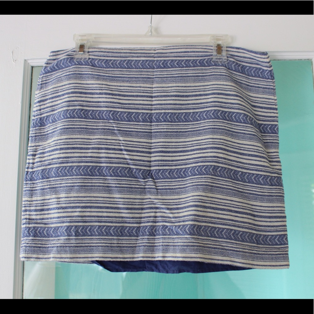 Gap blue and white mini skirt with zipper back