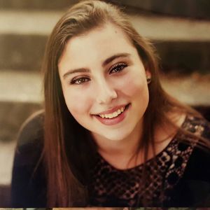 Meet your Posher, Isabelle