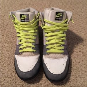 MEN'S NIKE "COURT FORCE" Size 12 High-Top Sneakers