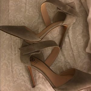 Vince Camuto Pumps