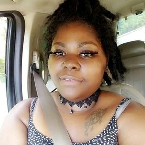 Meet your Posher, Aneisha