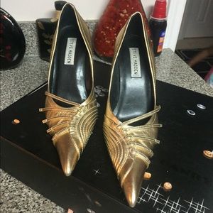 Steve Madden gold heels