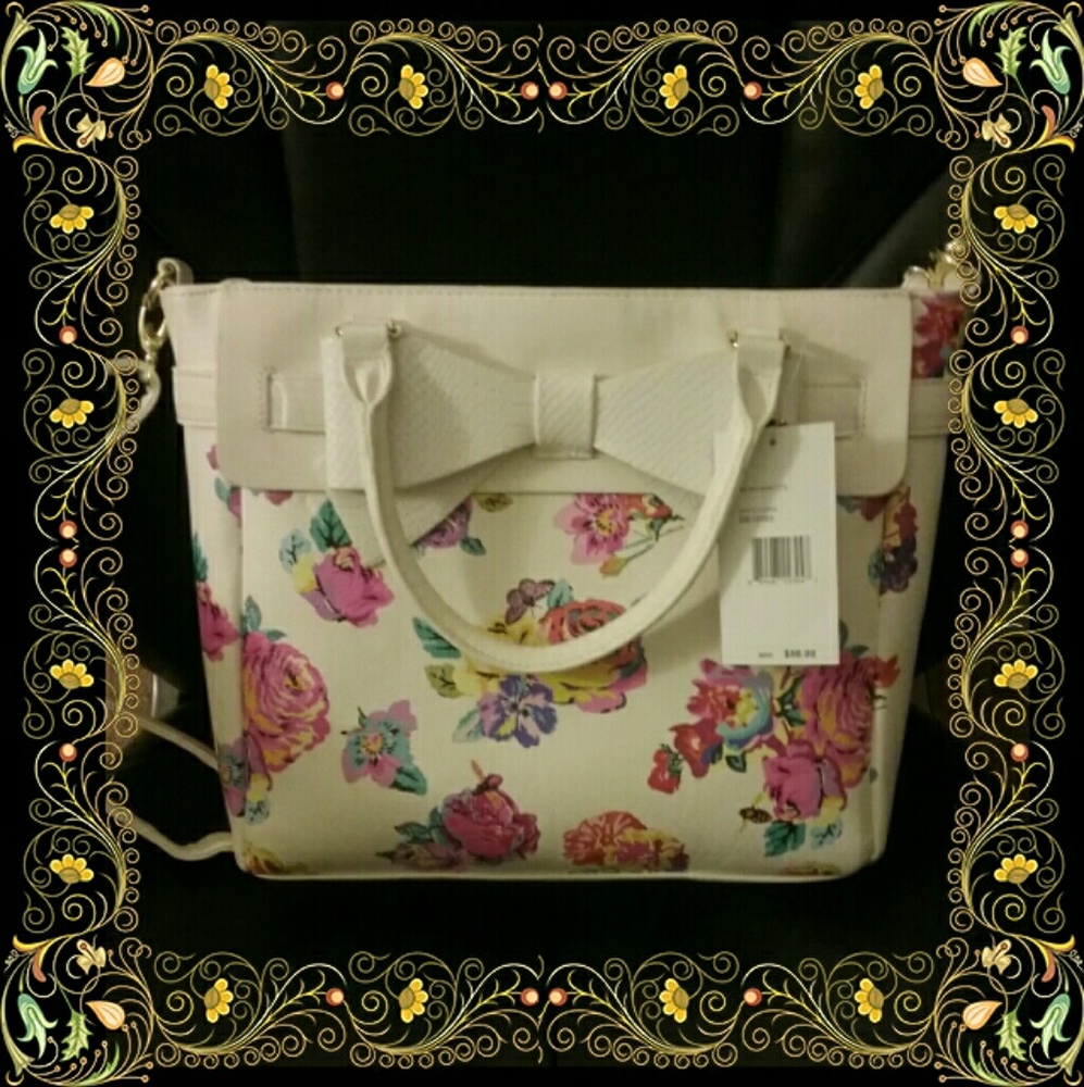 ❤SALE❤BETSEY JOHNSON WHITE FLORAL TOTE,  NWT