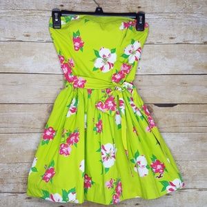 Hollister Lime Green Floral Dress With Tie Belt