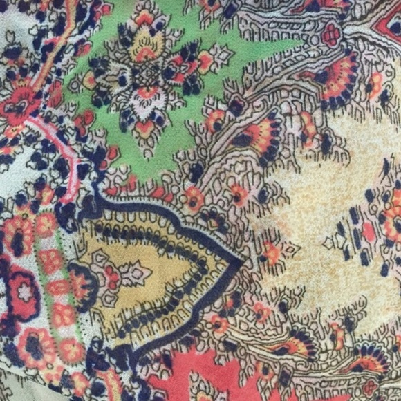 Patterned Flowy Sleeveless Jumpsuit - Picture 3 of 4