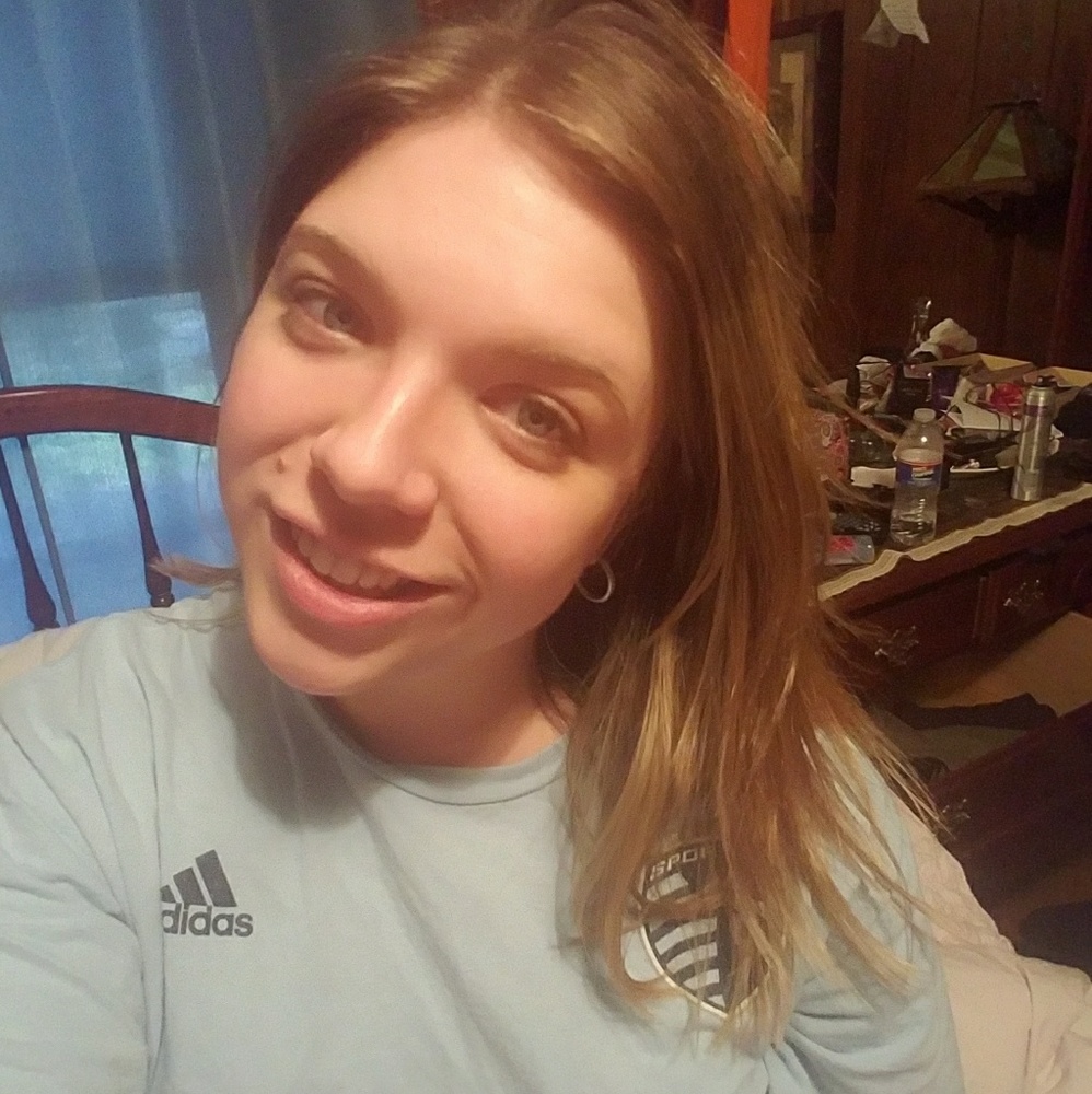Meet your Posher, Lauren