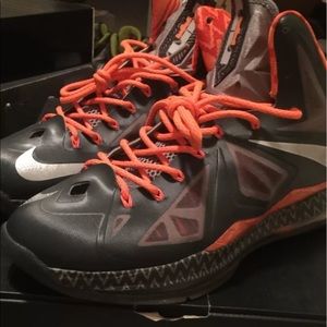 Lebron 10