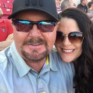 Meet your Posher, Connie