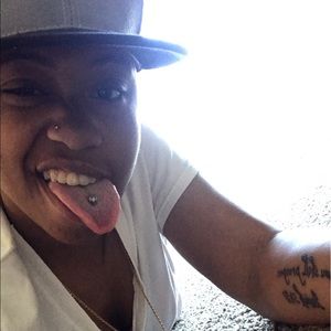 Meet your Posher, Nyqurrion