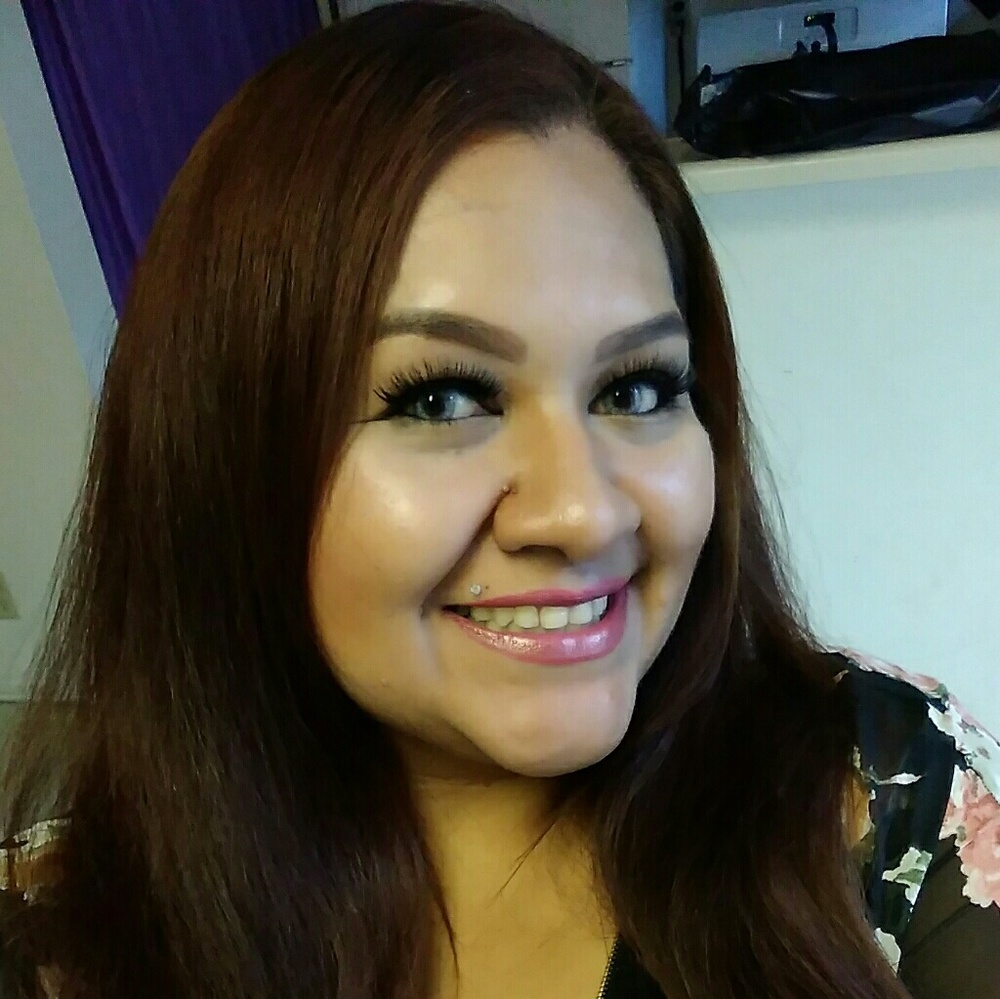 Meet your Posher, Valerie