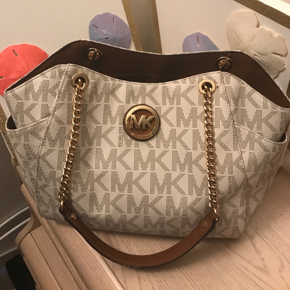 Michael Kors bag