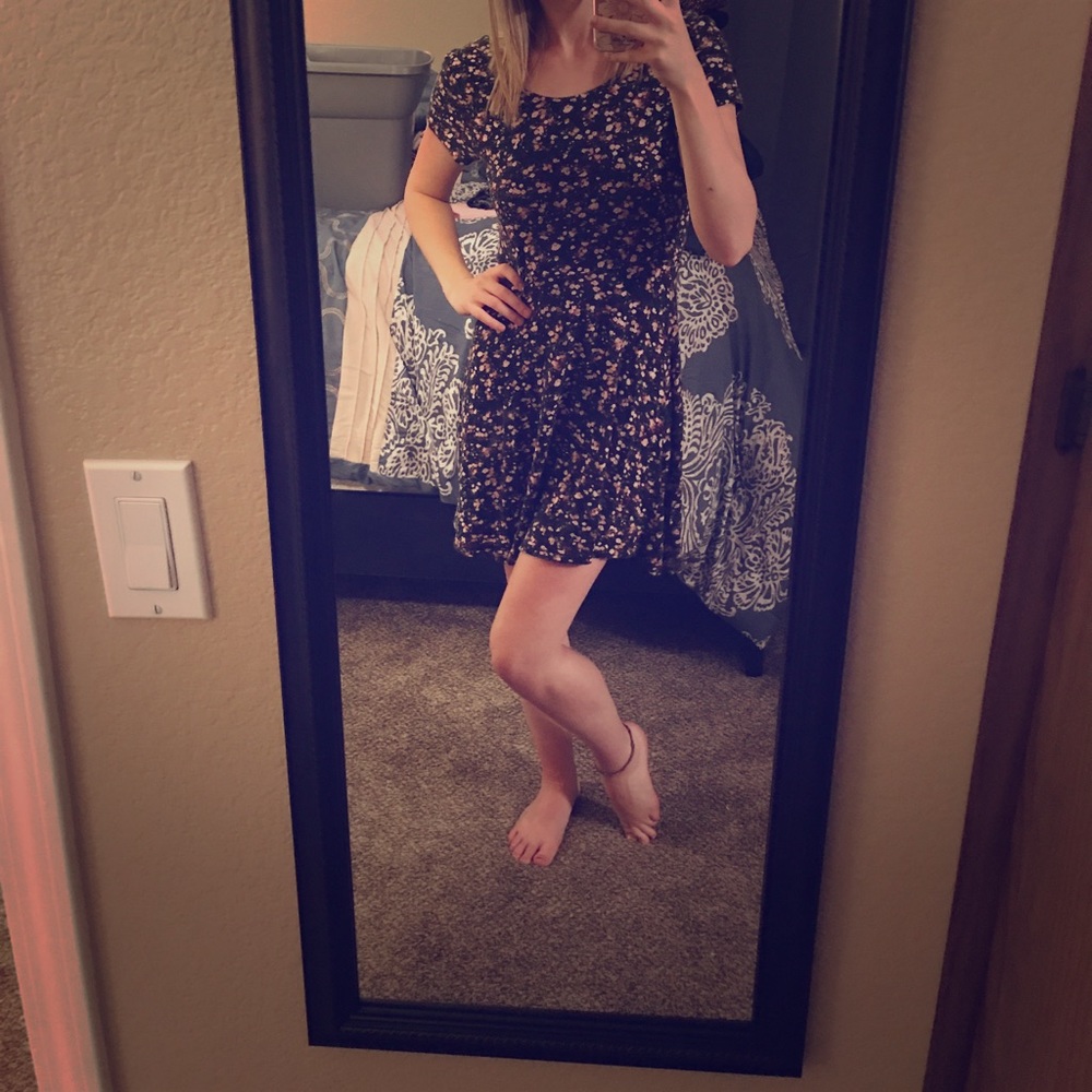 Cute flowered Dress
