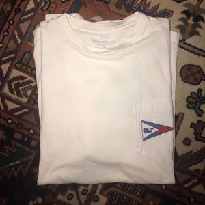 Vineyard Vines T-shirt