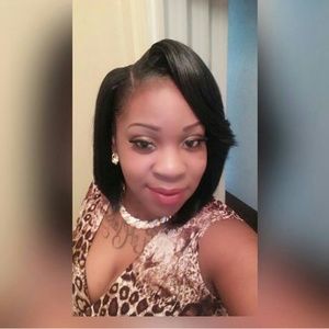 Meet your Posher, Troineisa