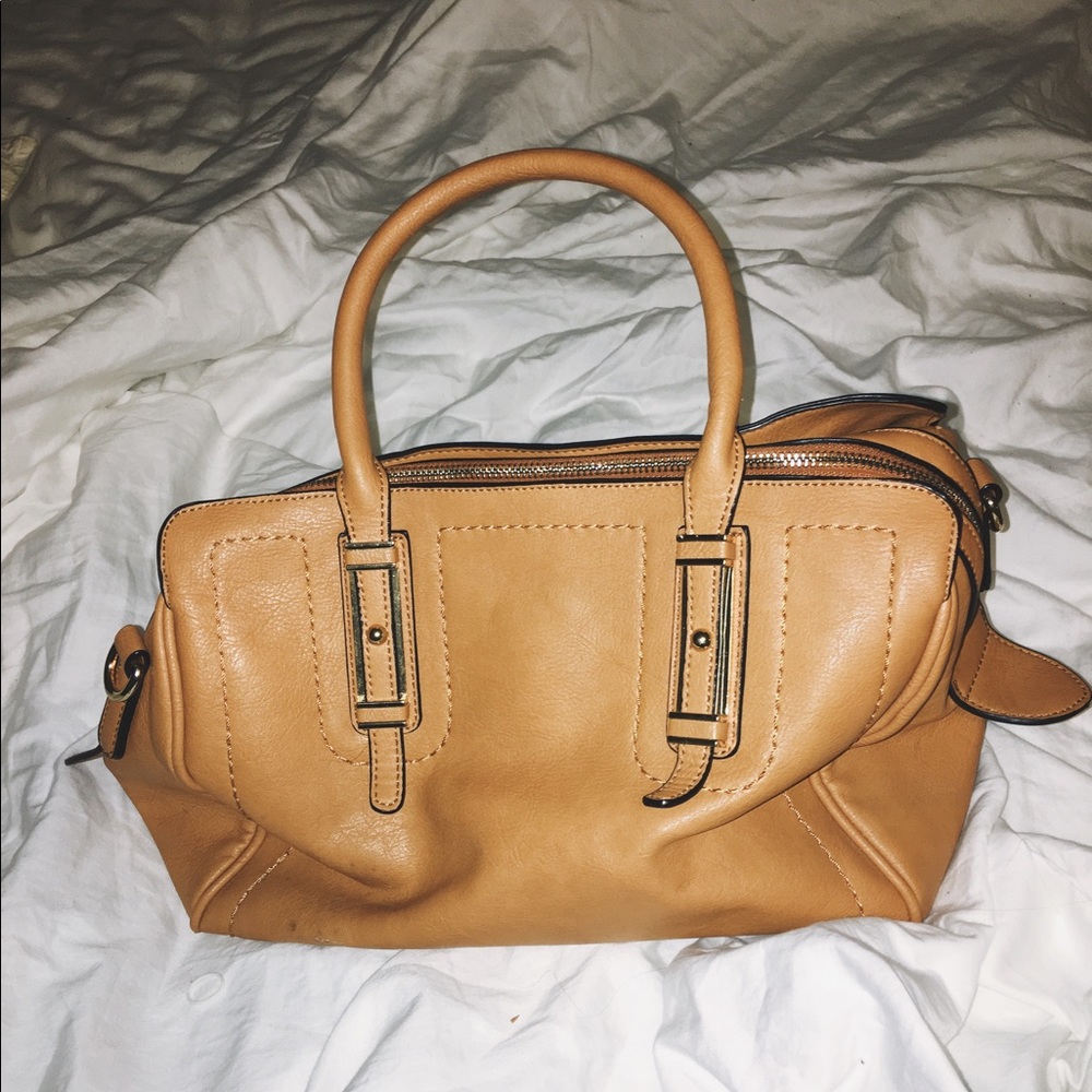 Tan/Nude Purse
