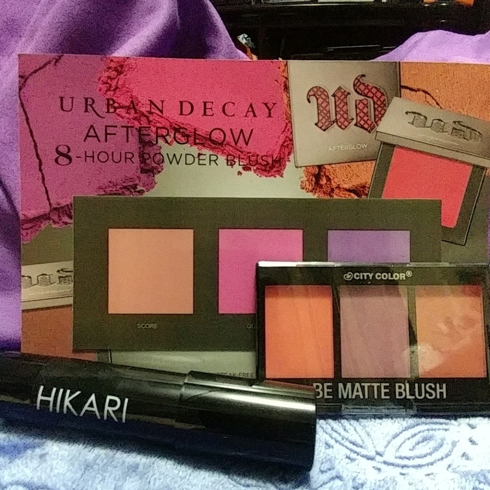 New- Hikari & City Color Blush
