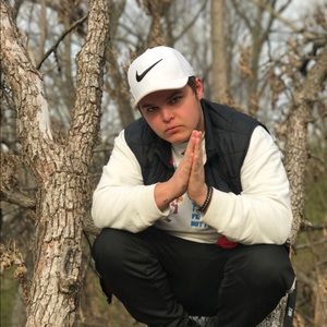 Meet your Posher, Brandon