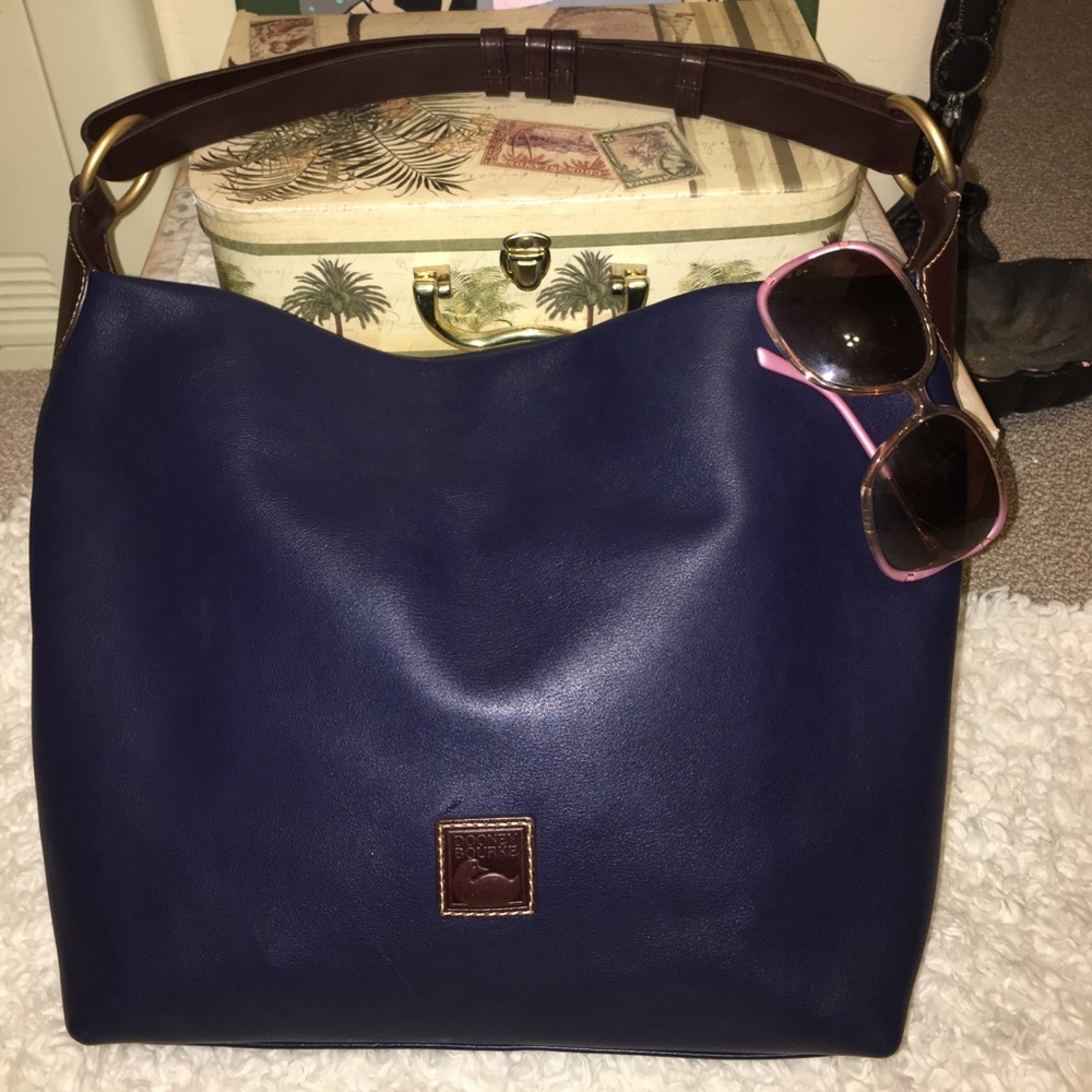 Dooney & Bourke