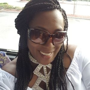 Meet your Posher, Toni