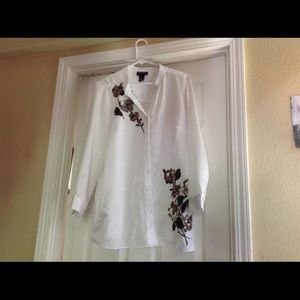 White LS button down shirt w brown floral accents