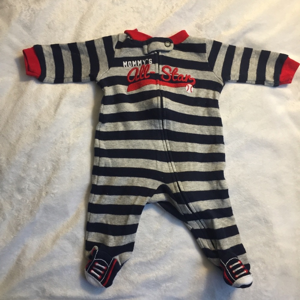 Newborn Footsie Pajamas.
