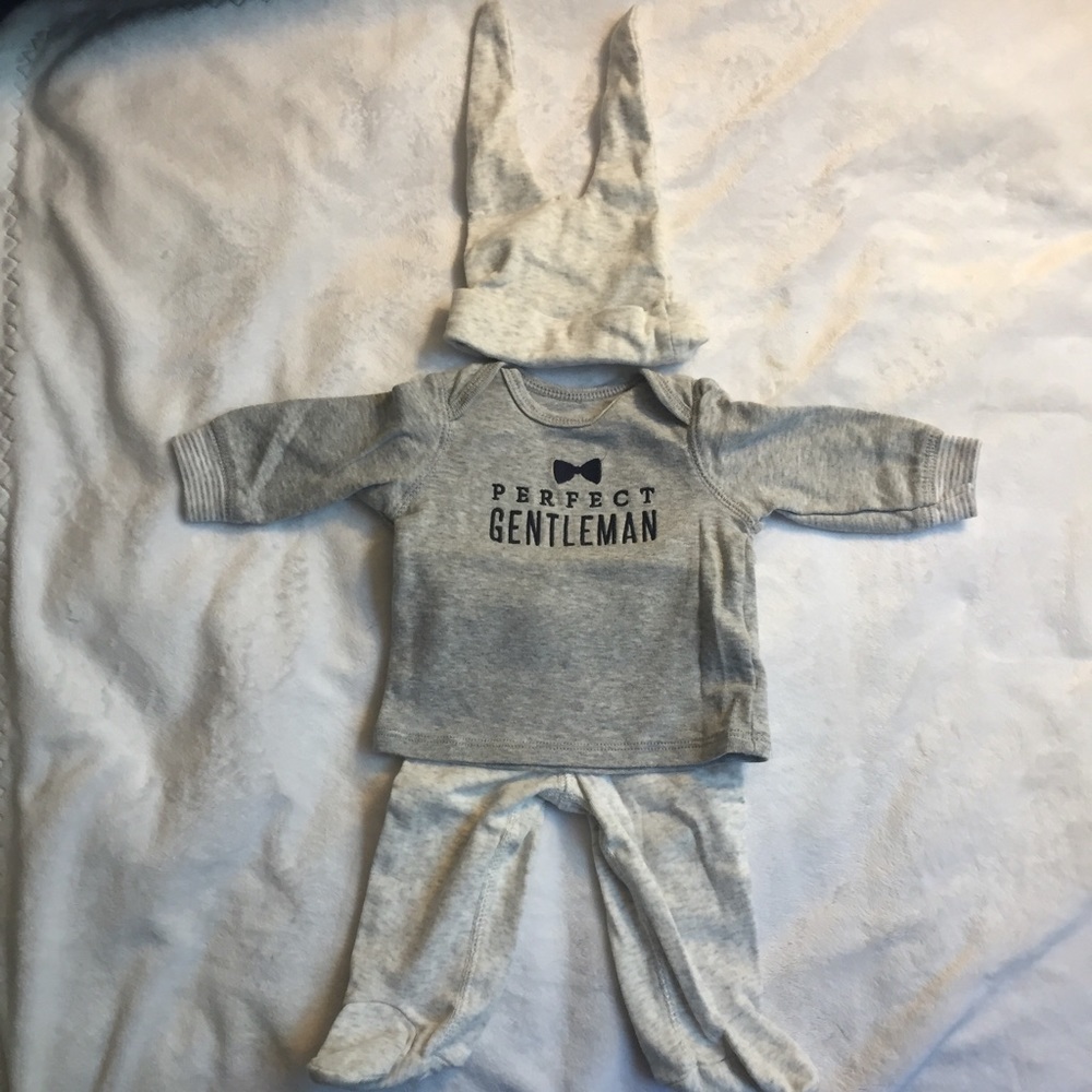 Newborn Three Piece Set.