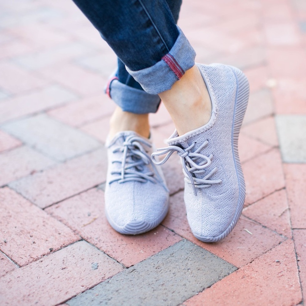 Nikki Gray Sneakers - Picture 1 of 4