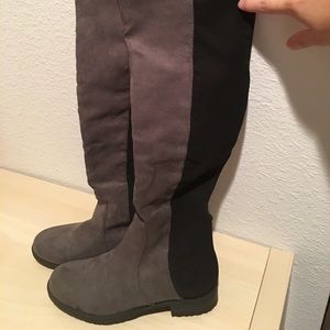 Brandy new GUESS boots size 7